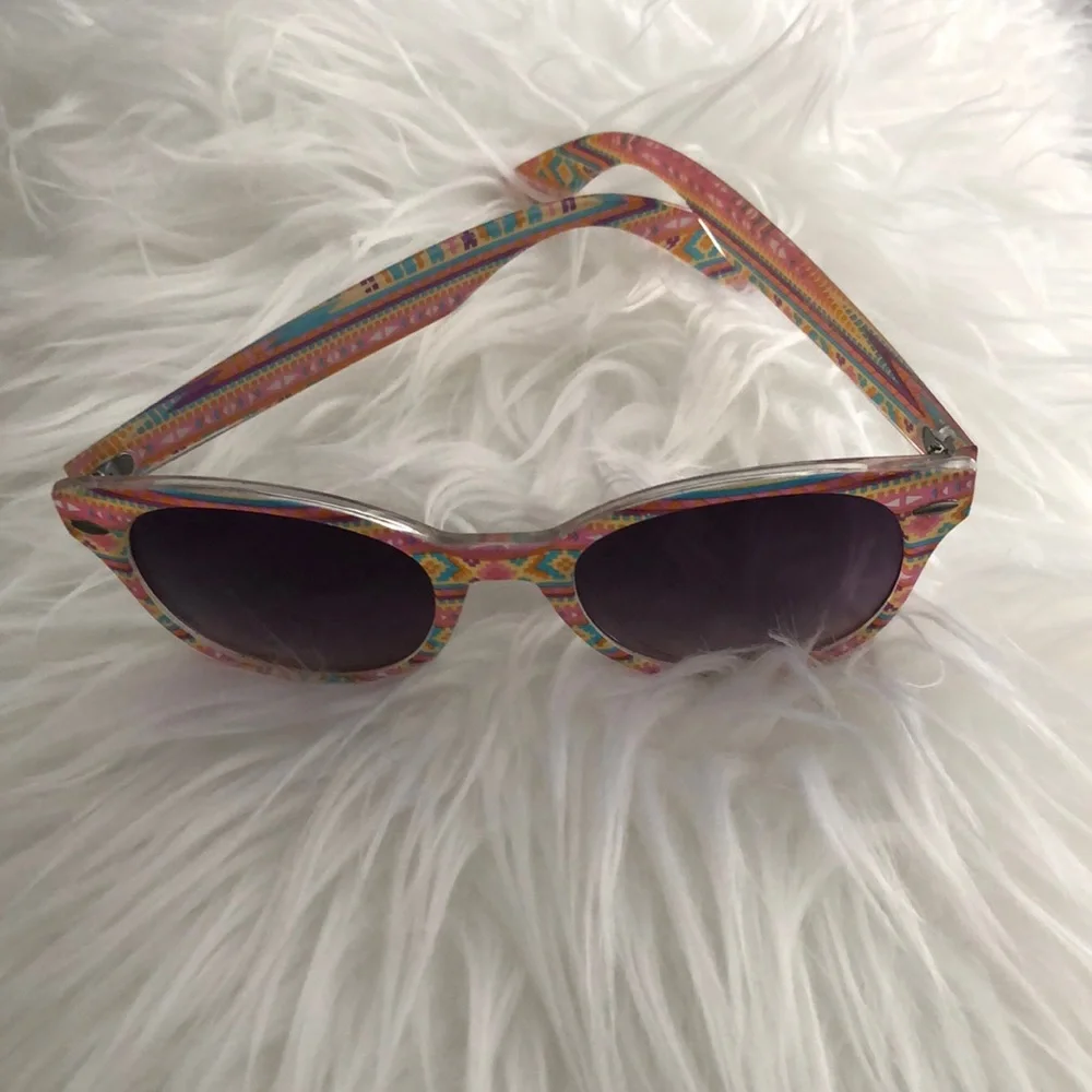 Sunglasses!😎